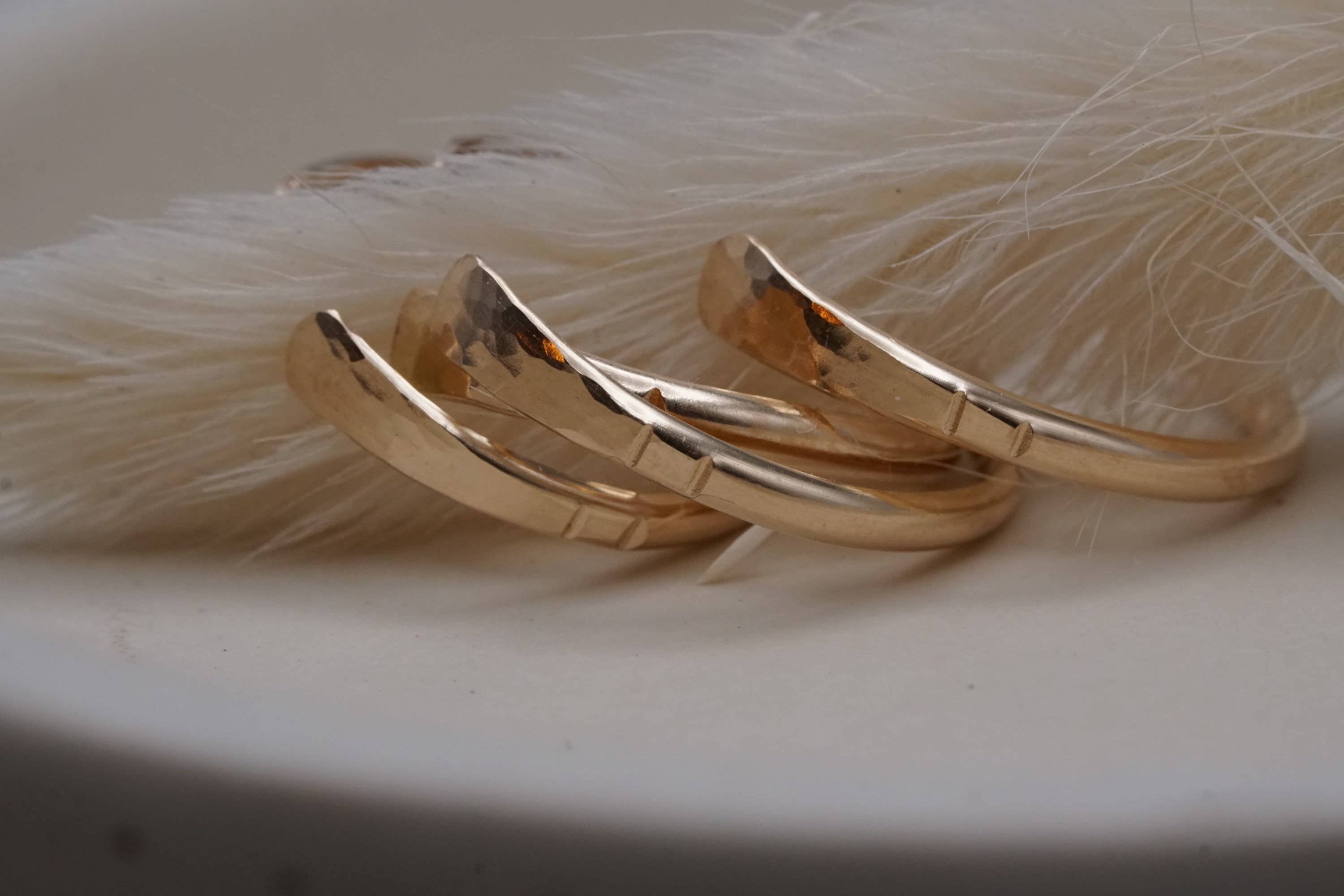 Kundi & Co - Wholesale Band/Stacked Ring - Oar1