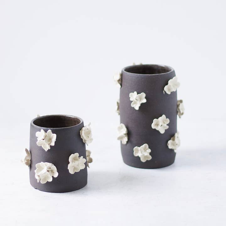 Erica Moore Pottery - Wholesale Vase - Charcoal Flower Vase2
