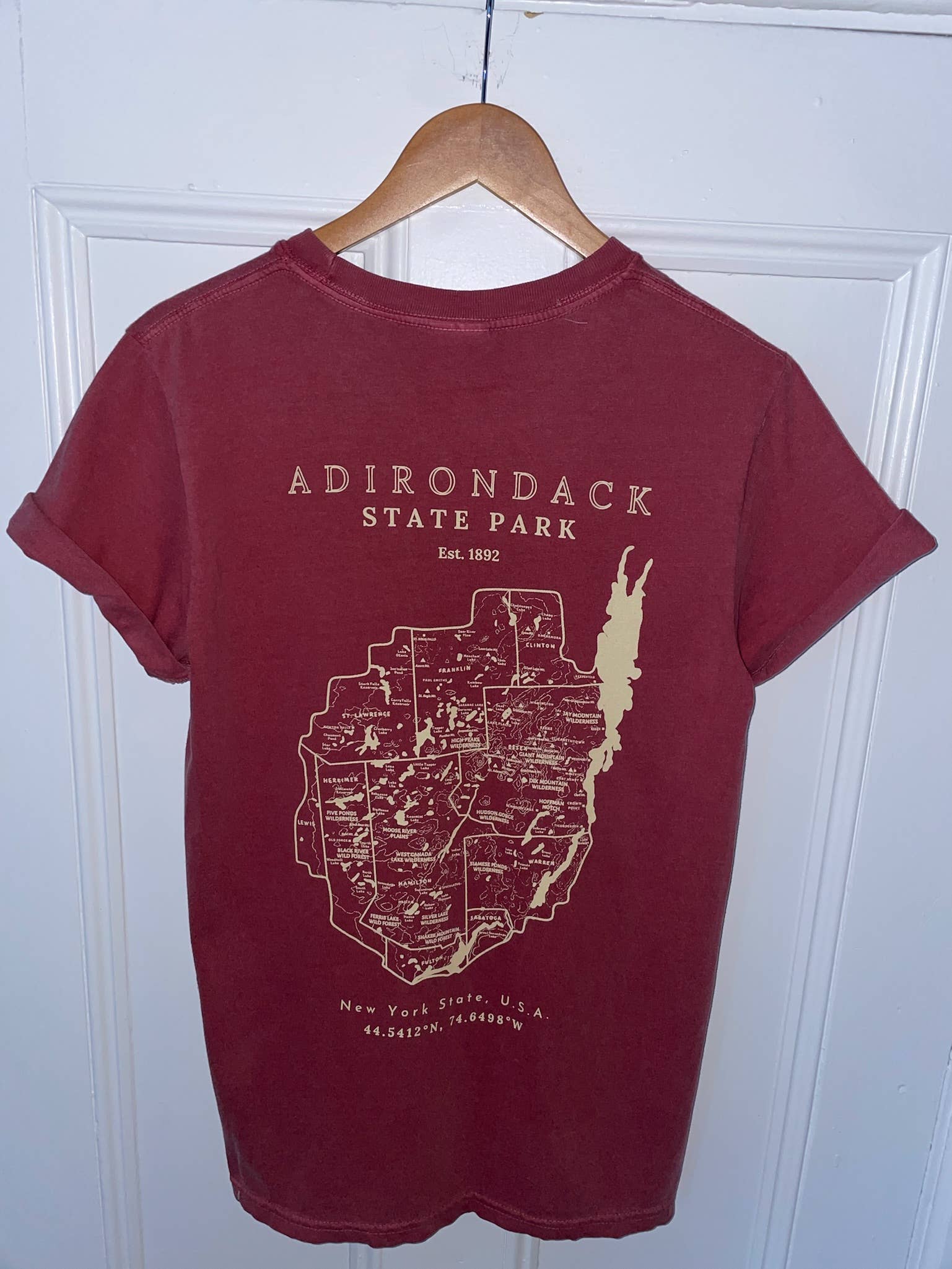 Just Wandering Co. - Wholesale Screen Printed T-Shirt - Unisex - Adirondack Park Map Short Sleeve Shirt | Plattsburgh, New Yo7