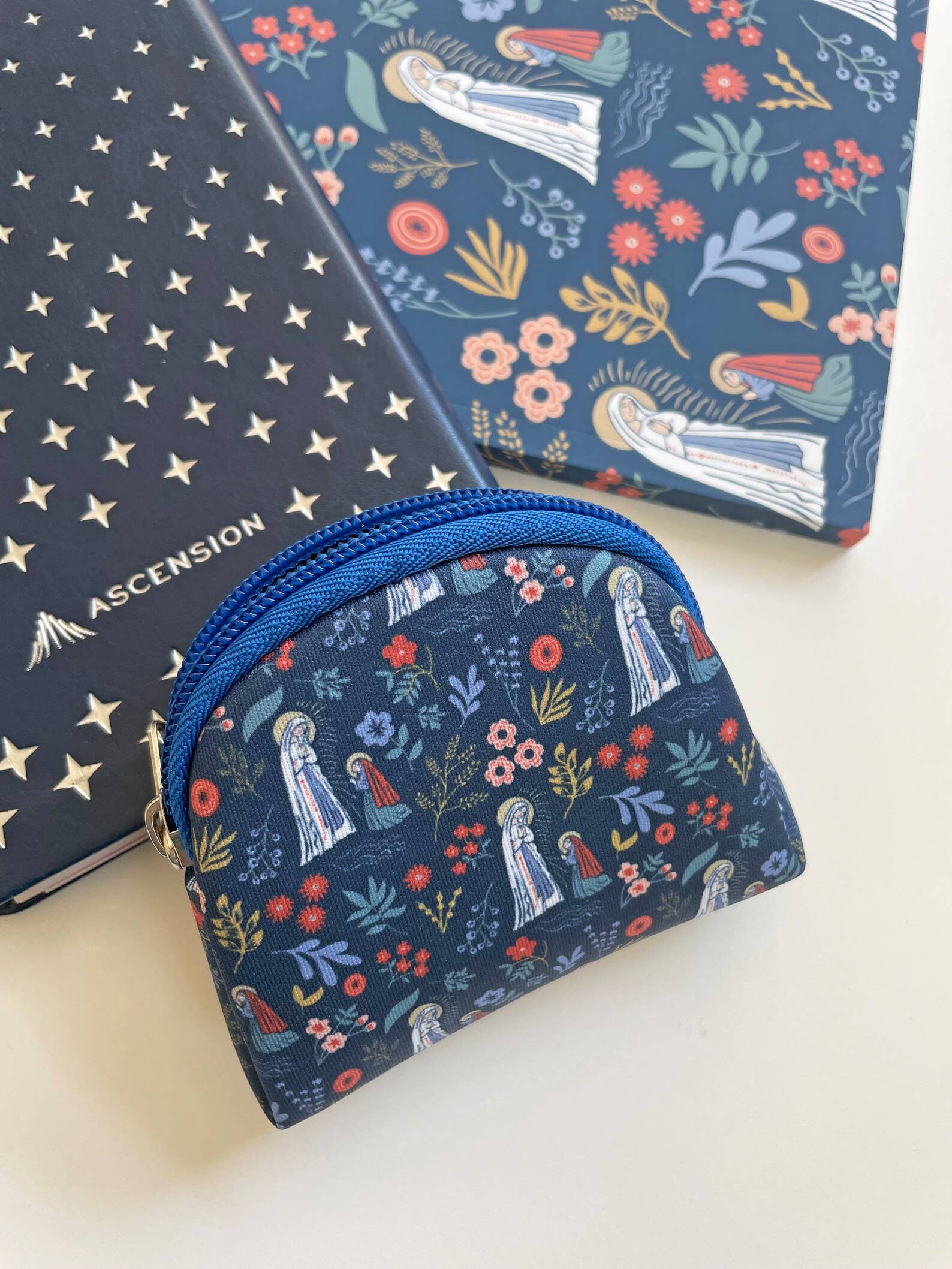 The Stump of Jesse - Wholesale Handtasje - Dames - Rozenkranszakje met afbeelding van Onze-Lieve-Vrouw van Lourdes2