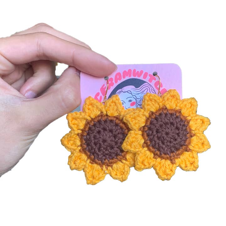 Ceramwitch - Wholesale Dangle Earrings - Crochet Sunflower Earrings