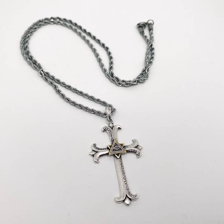 Colgante y cadena (600 mm) Collar con colgante en forma de cruz en forma de ojo de Dios para hombre, joyería MJ de venta al por mayor en Faire1