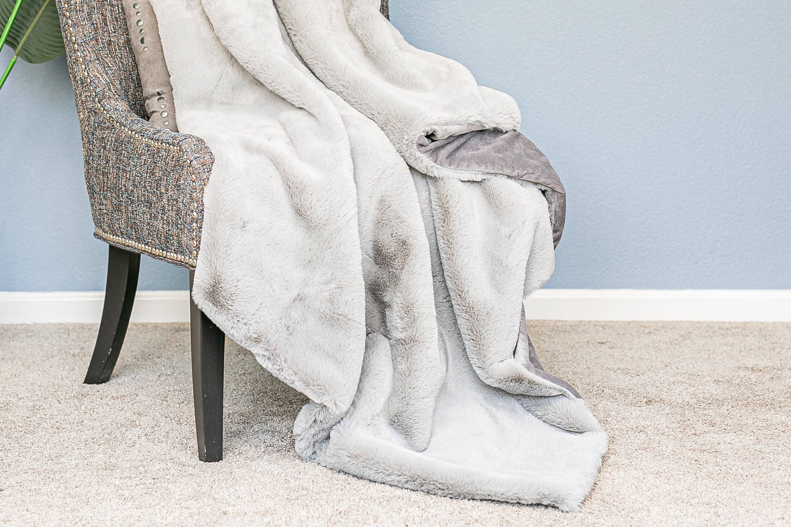 Narniar - Wholesale Throw Blanket - Luxury Avalanche Fur Throw3