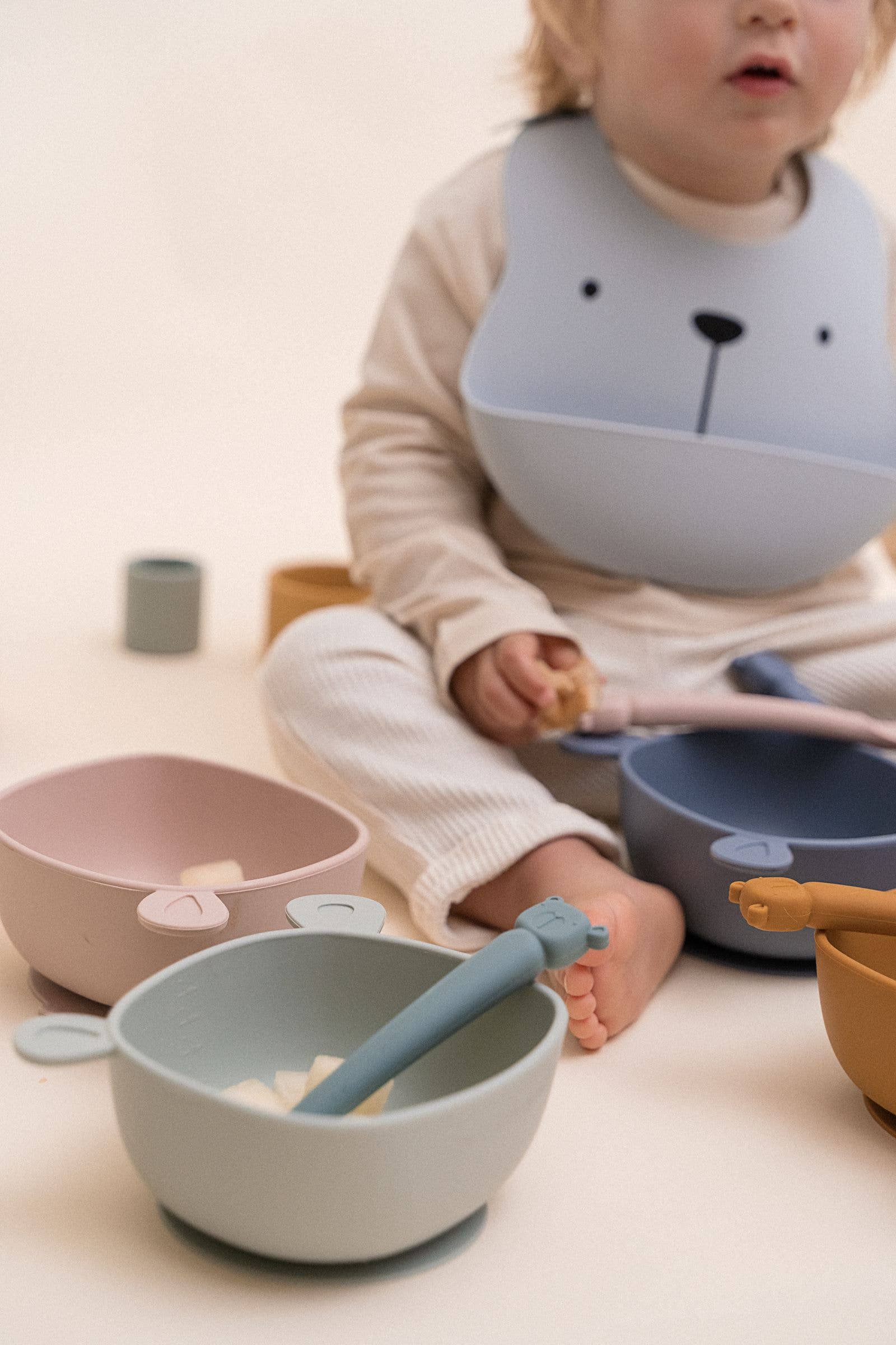 the cotton cloud – wholesale Skål - Barn och baby – Silikonskål Lili med sugpropp4