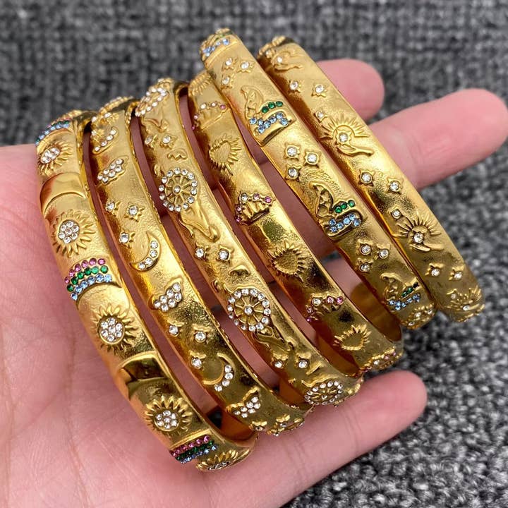 Mio Queena - Wholesale Cuff Bracelet - Tarot Style 18K Gold Plated S.Steel Cuff Bangle - FGS/MS