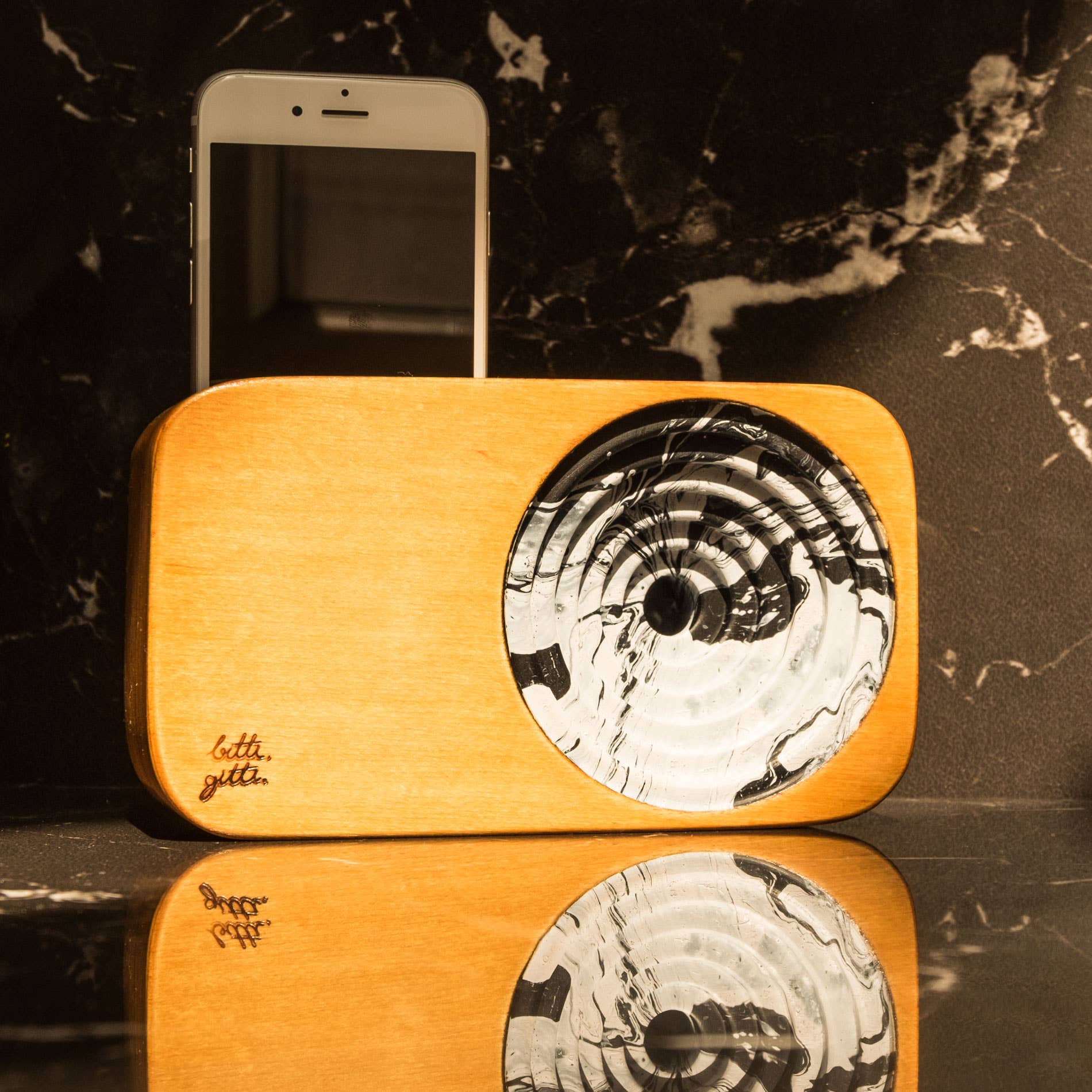 Bitti Gitti Design Workshop - Wholesale Speakers - B&W Marbled the Wooden Sound System Bundle1