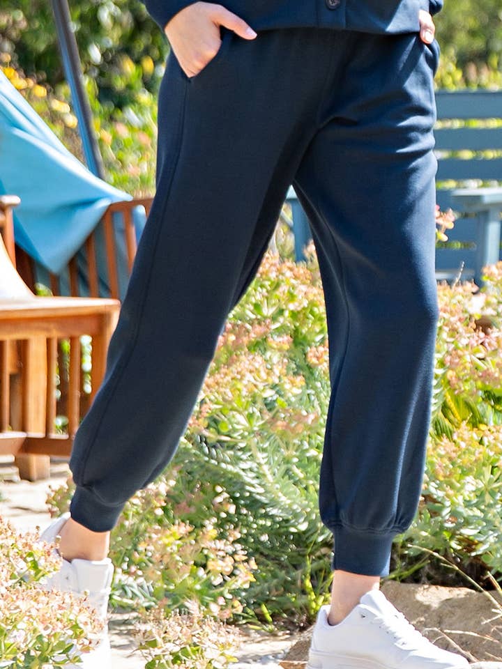PANTALON JOGGER DE PLONGÉE MODAL pour la vente par Rae Mode
