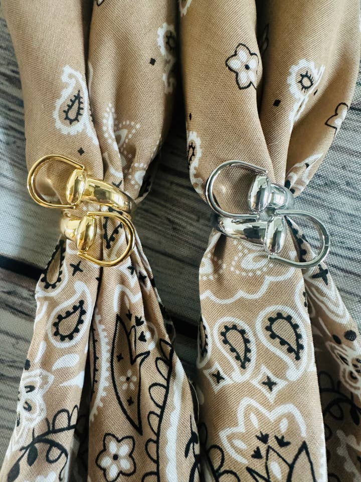 Snaffle Scarf Slide for wholesale by Boots Are My Roots