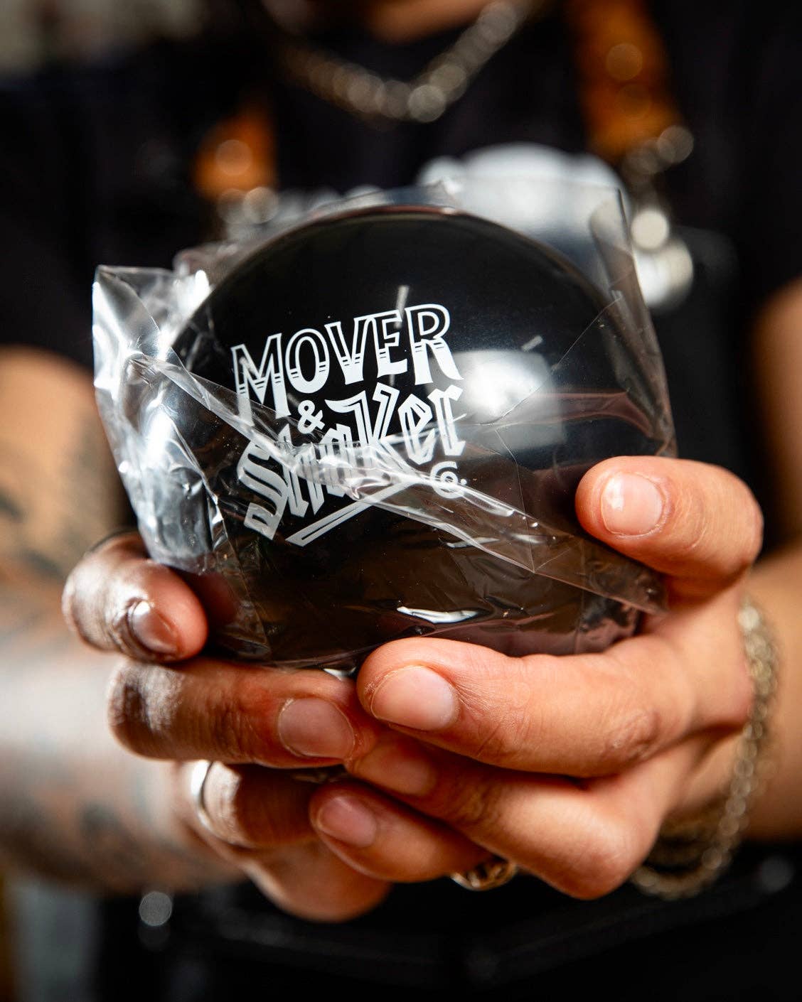 Mover & Shaker - Wholesale Dice - Classic 8 Ball1