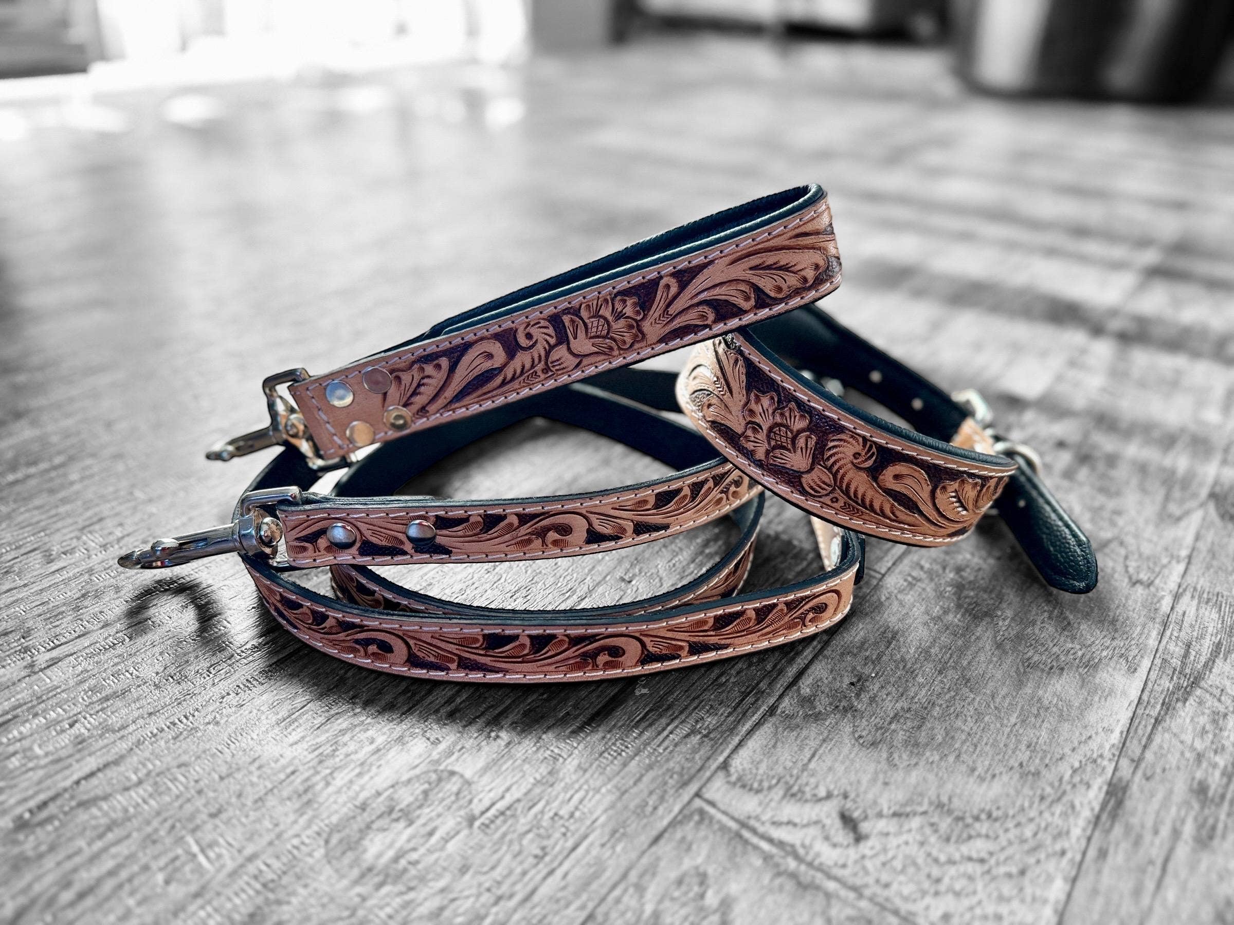 Double B Wild Rags – wholesale Pet collar – Dog – Western traditional tooled leather dog collar and leash set with floral details by Double B Wild Rags1