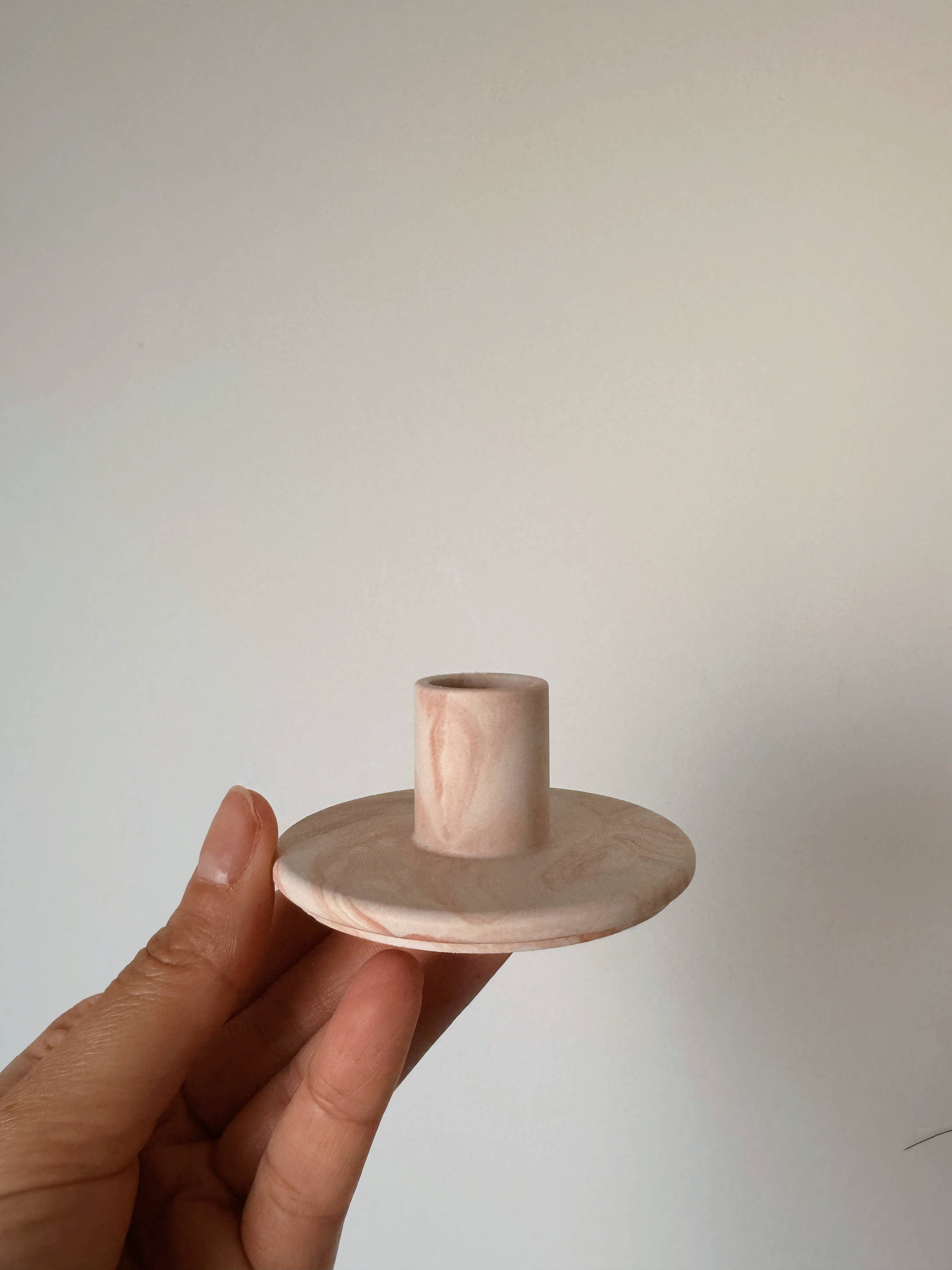 My Milky Candle - Wholesale Pillar Candle - Jesmonite round candle holder in a choice of marble or plain colors3