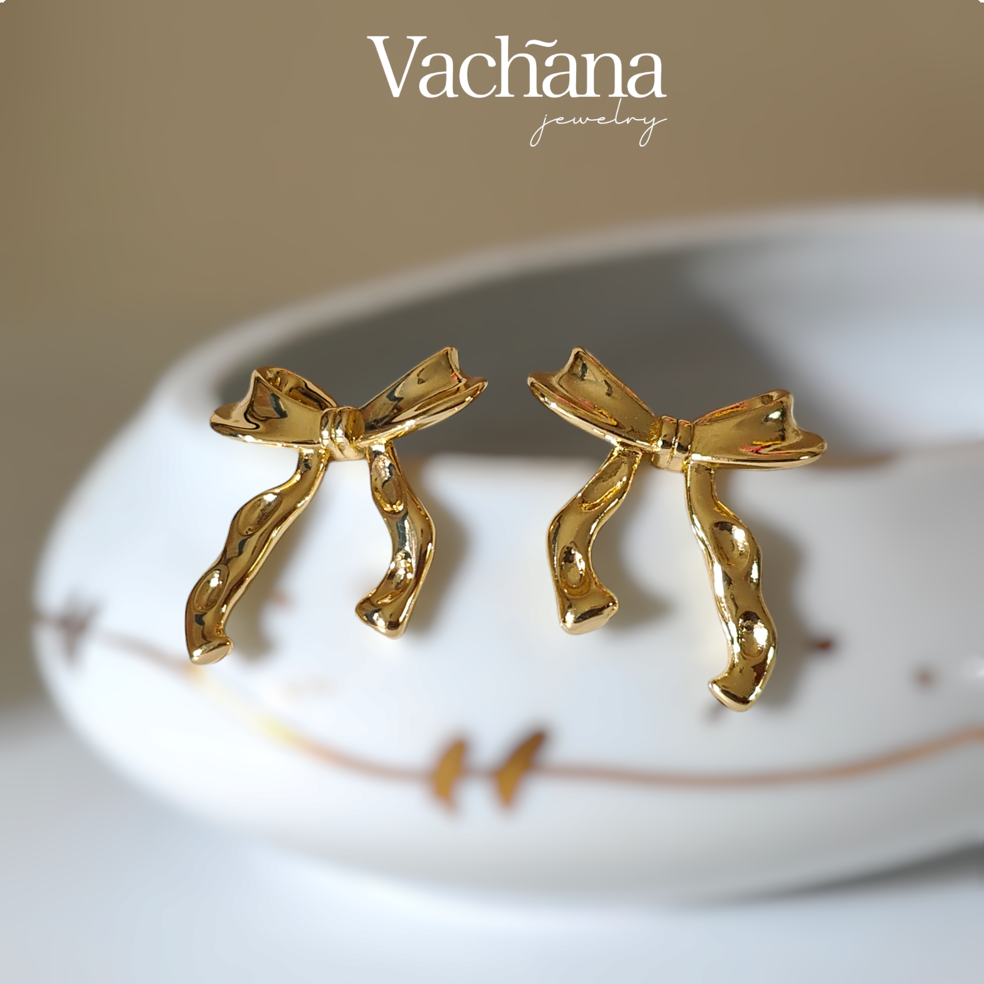 Vachana – wholesale Stud/post earrings – Vintage Ribbon Bow Earrings (Gold/Silver)1