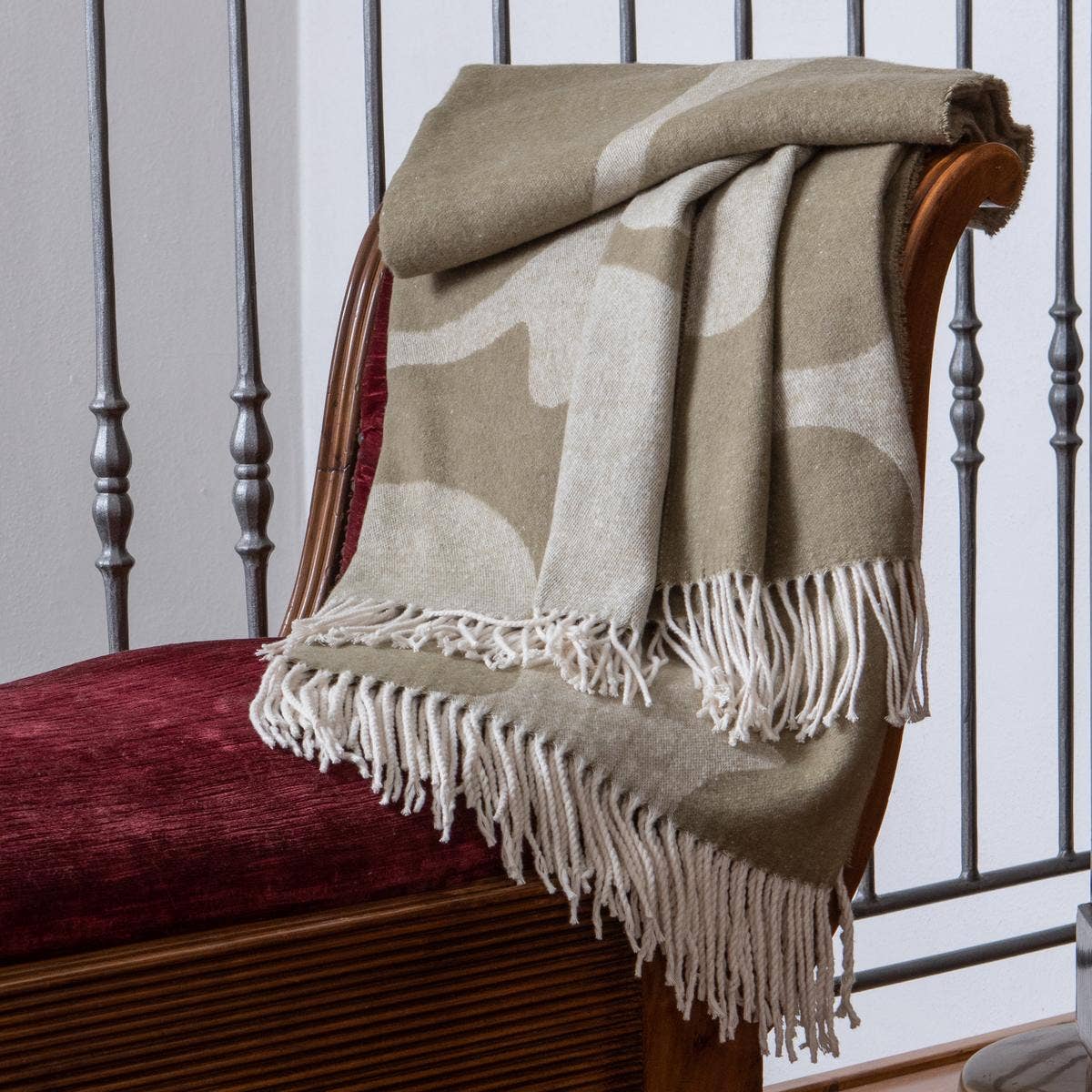 SOFIA TOSCANO - Wholesale Throw blanket - Super Soft Babele Flower - Cotton Plaid14