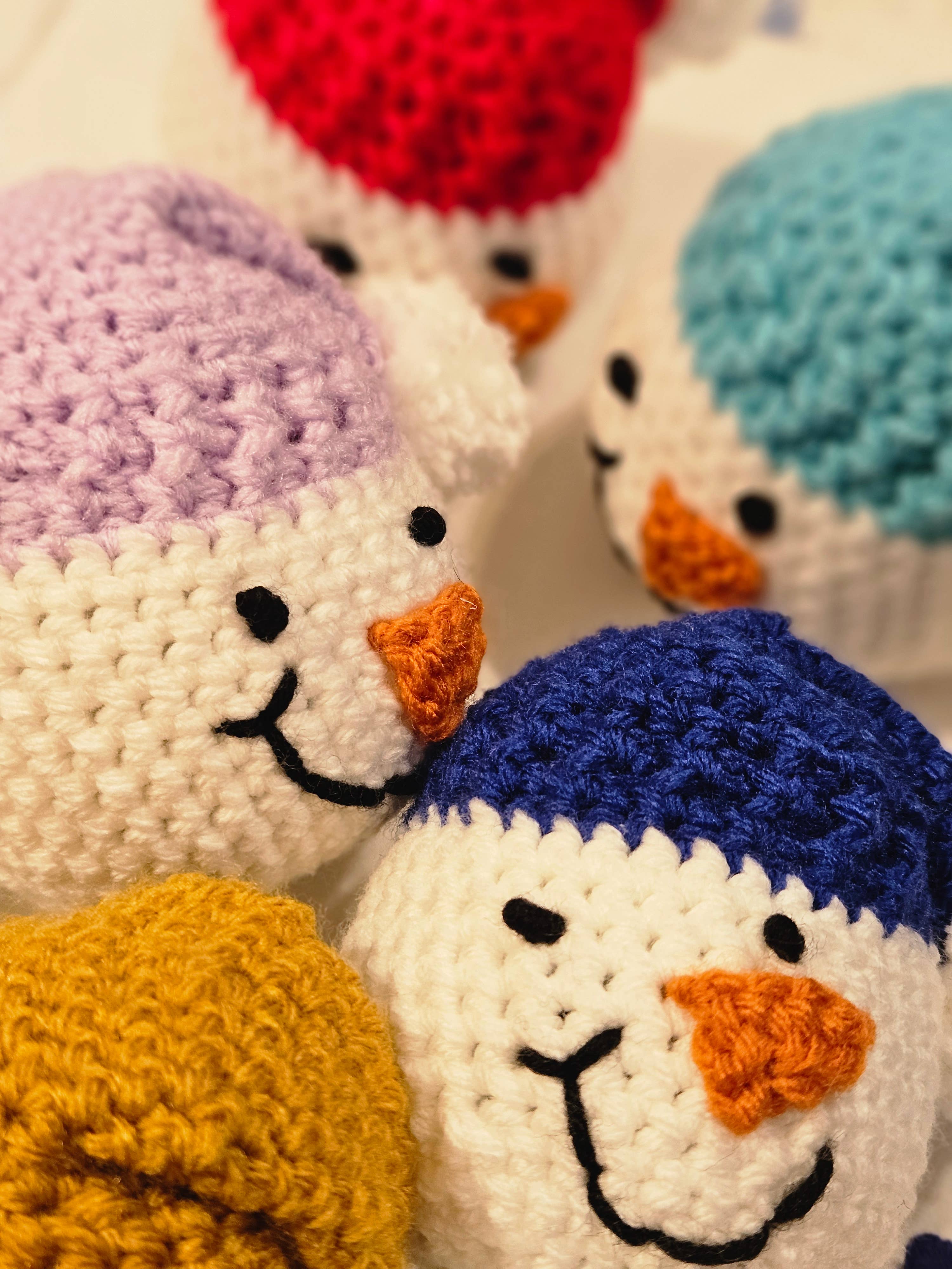 Roots Spice – Großhandel Weihnachtsschmuck – Handgefertigter Schneemann (6er-Pack) — Hergestellt in den USA6