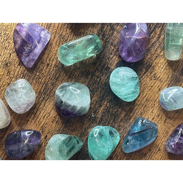 Tumbledshop - Wholesale Spiritual Stone/Crystal - Rainbow Fluorite Tumbled Stones, Banded Fluorite Crystals