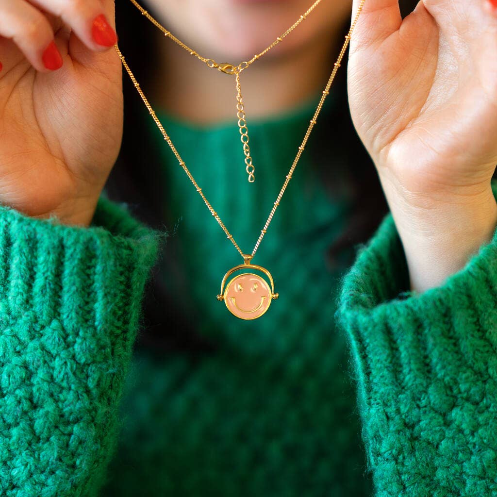 Lucent Studios Ltd - Wholesale Pendant/Charm Necklace - Smiling Face Enamel Spinner Necklace1