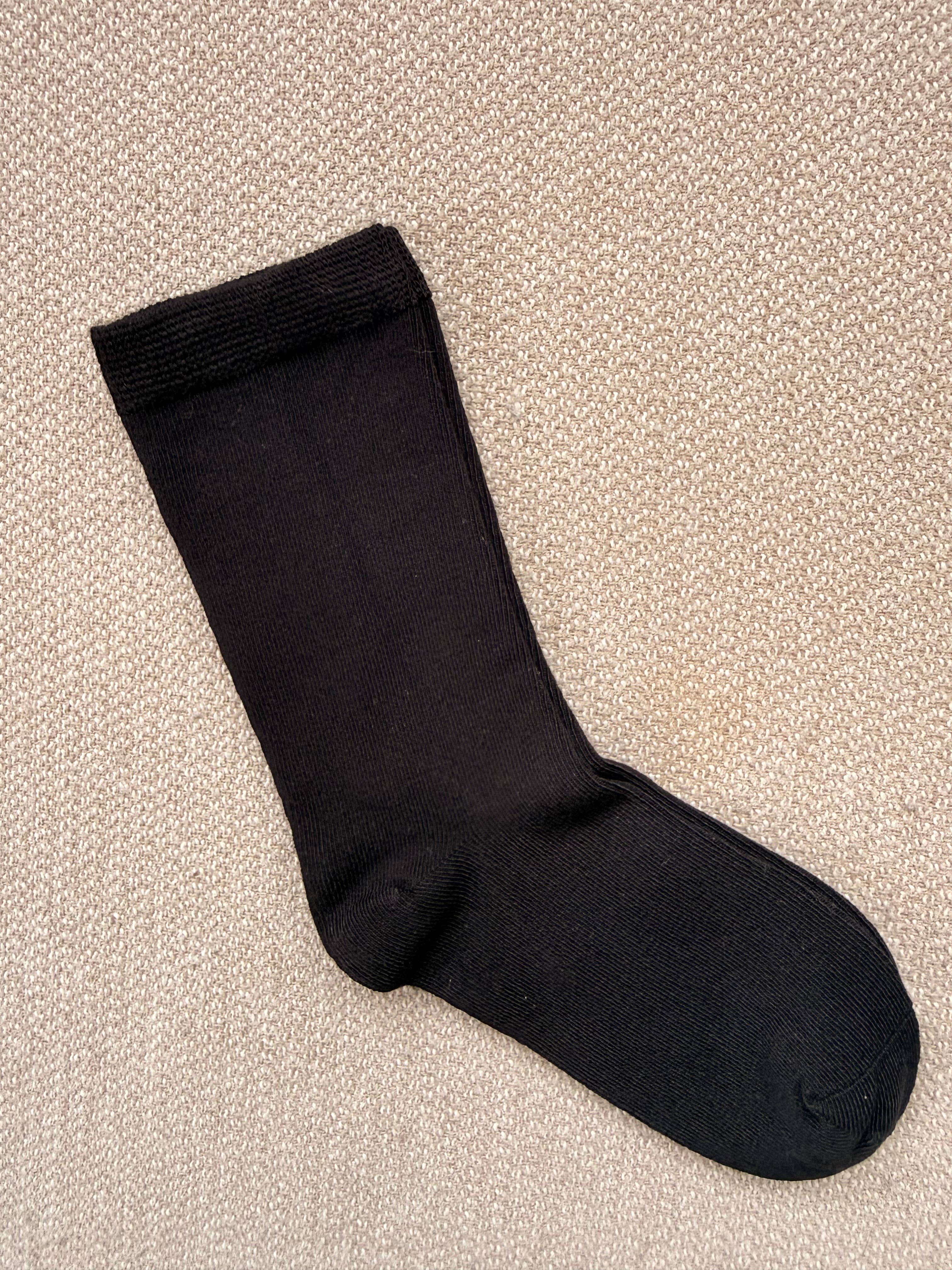 Comfort on the spectrum - Wholesale Socks - Kids - Kids Classic Soothe Step™ Sensory Socks - Black4