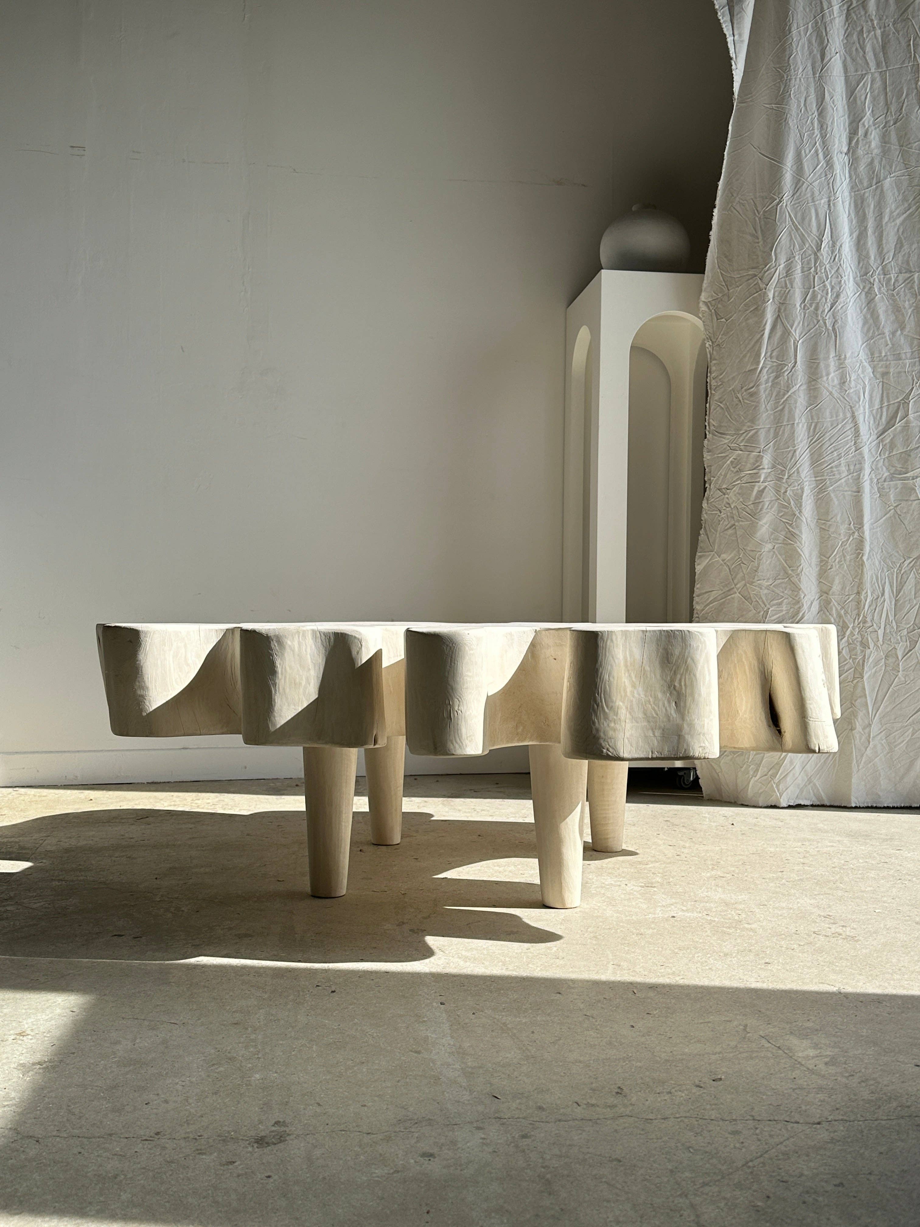 Office Objets - Wholesale Coffee Table - Very large coffee table in bleached mango wood with organic top D:140cm32