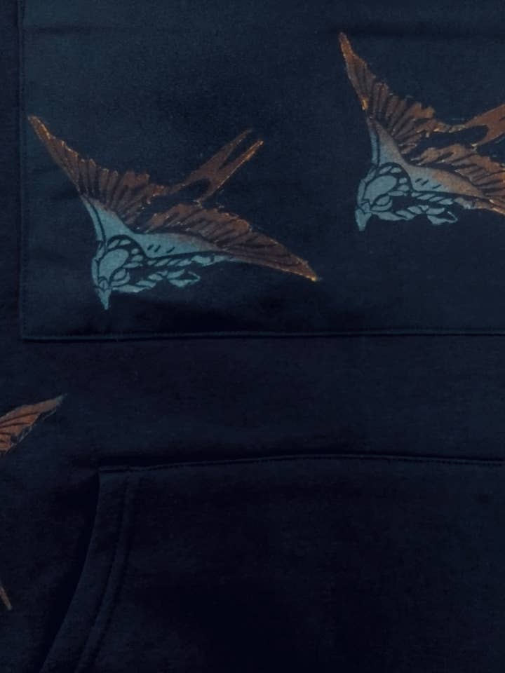 Impromptu Musé - Wholesale Hoodie - Unisex - Navy Swallows Handprinted Graphic Art Hoodie5
