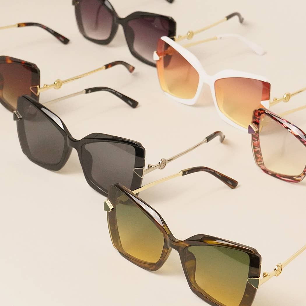 12 COLORES SURTIDOS Gafas graduadas minimalistas de medio trozo de gran tamaño de venta al por mayor en Faire2