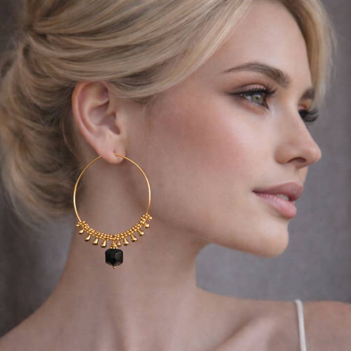 Boucle d'oreille créole Raksana pour la vente par Moira Bijoux Creation