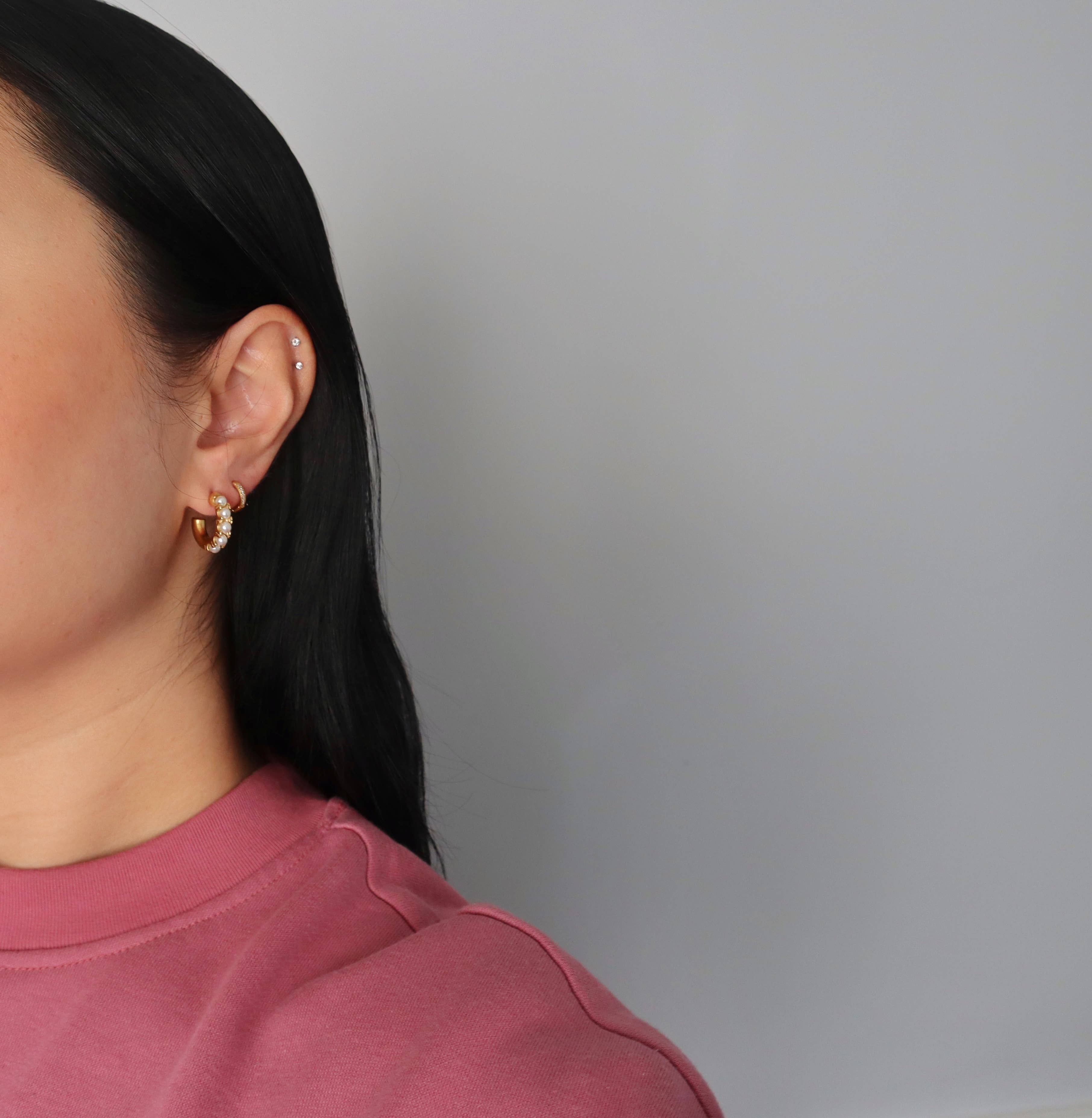 JESSA Jewelry - Wholesale Hoop Earrings - Nori Hoops | Pearl Hoop Earrings1