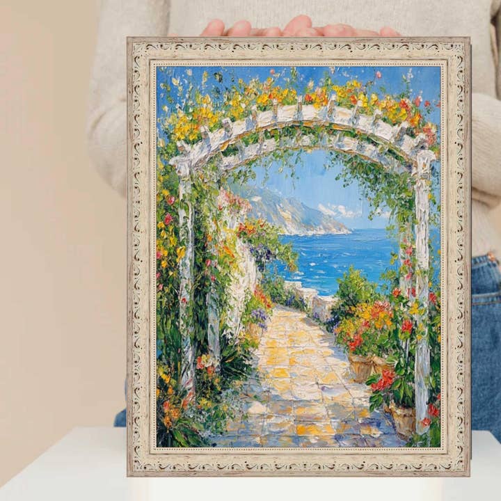 Cadre photo en perles d'albâtre blanc lavé pour la vente par Modern Memory Design Picture Frames