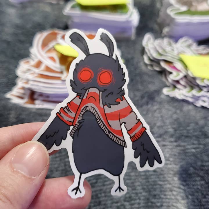 Salt Birch - Vendita all'ingrosso Adesivo - Adesivo in vinile con simpatica mamma che mangia il suo maglione1