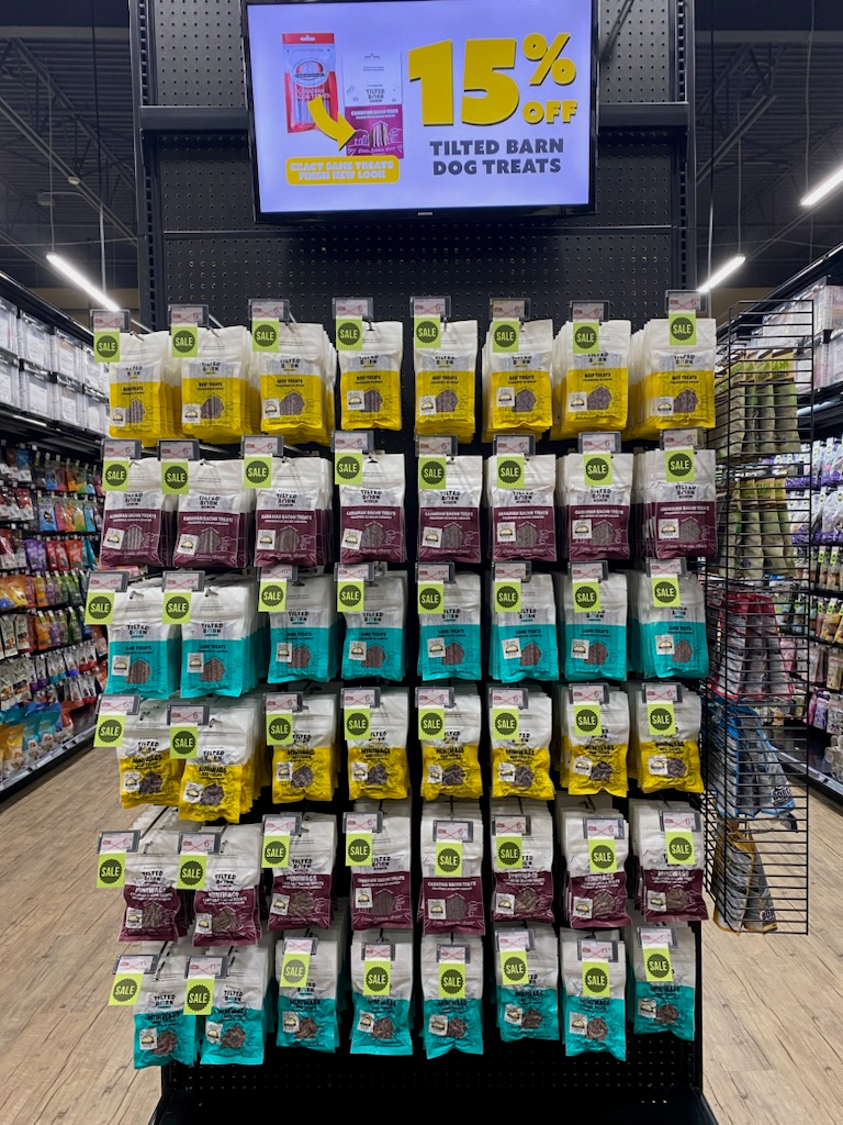 Tilted Barn Pet Co. - Vente Friandises – chien - Friandises au bœuf Miniwags pour chiens 100g/3,53 oz6