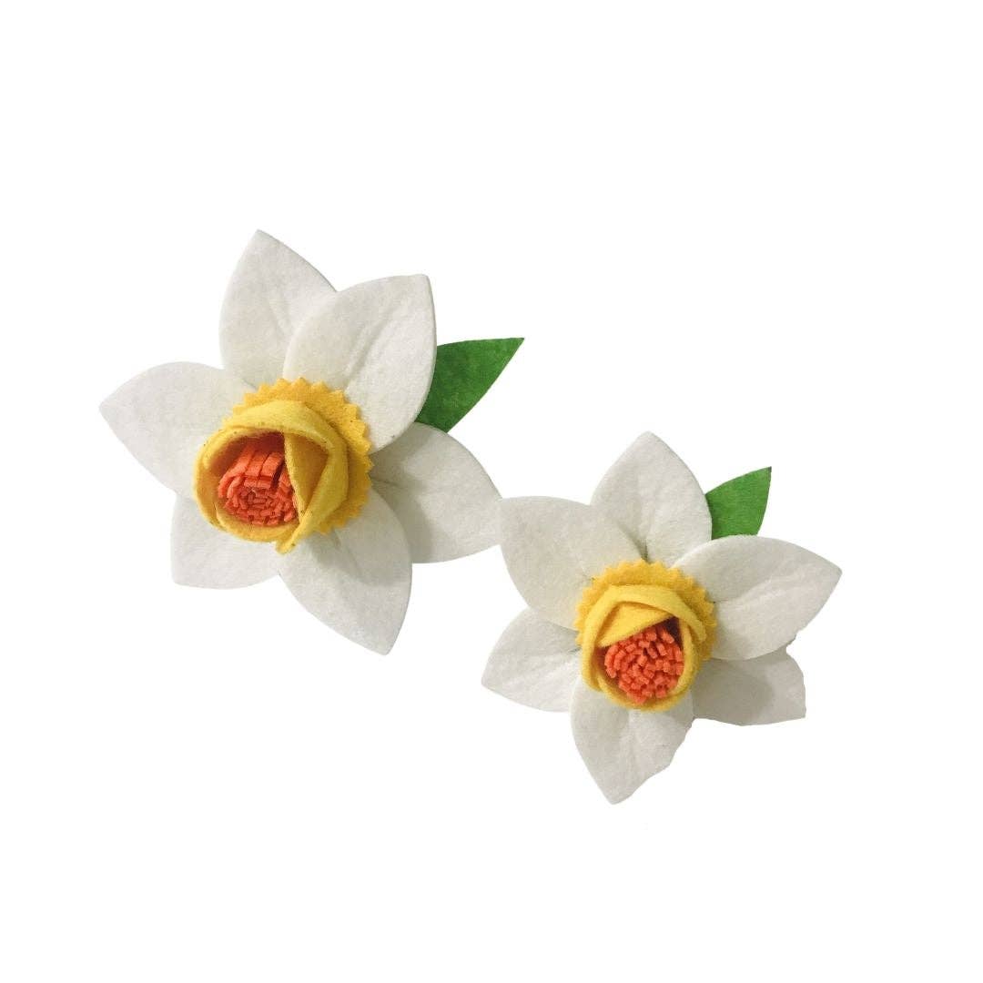 Chloe & Max LLC - Wholesale Pet Bandana - Dog - White Daffodils Felt