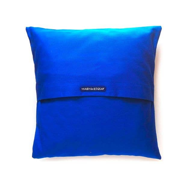 Macon & Lesquoy - Wholesale Throw Pillow Cover - Machine embroidered cushion cover - Folk Guitare1