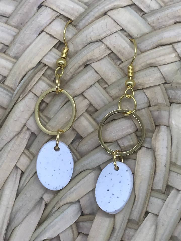 Small Circle Dangle-Speckled White for wholesale by Looped