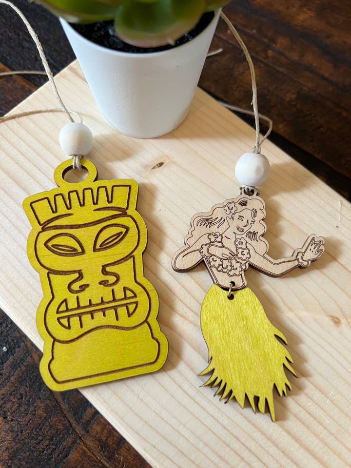 Tiki or Hula Girl car charm for wholesale by Suchfungoods