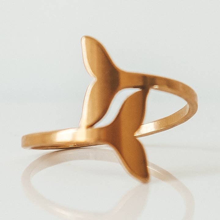 Bali Soul – wholesale Band/stacked ring – Whale Tail Gold Ring0