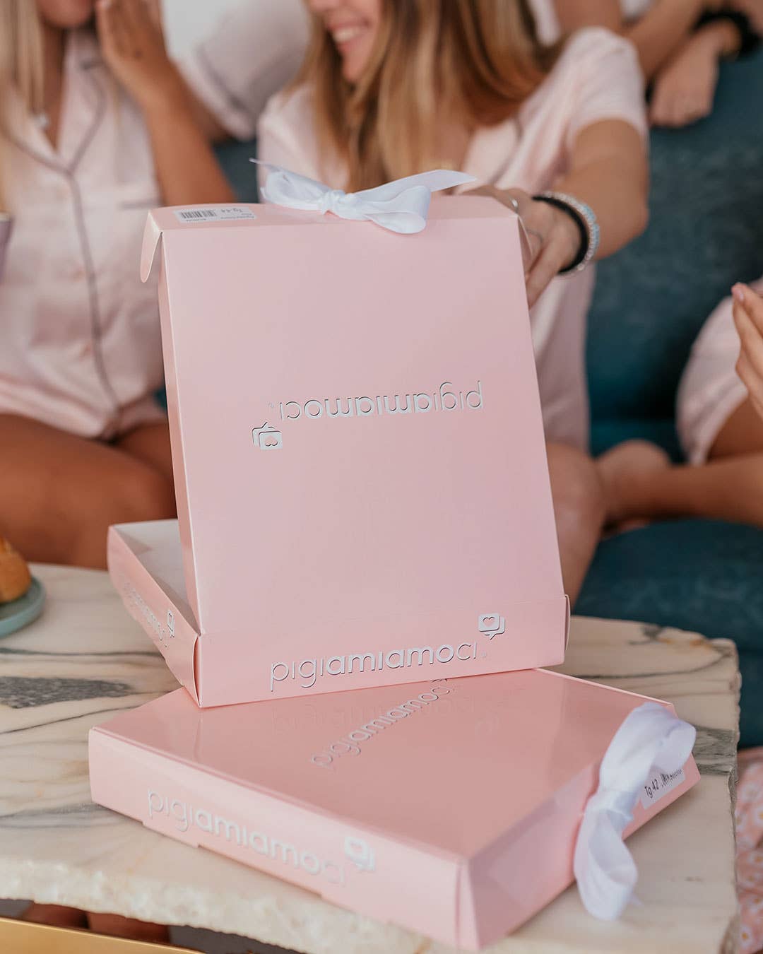 Pigiamiamoci - Wholesale Sleepwear Set - Women's - Women's Pajamas with Short-Sleeve Open Top and Pants2