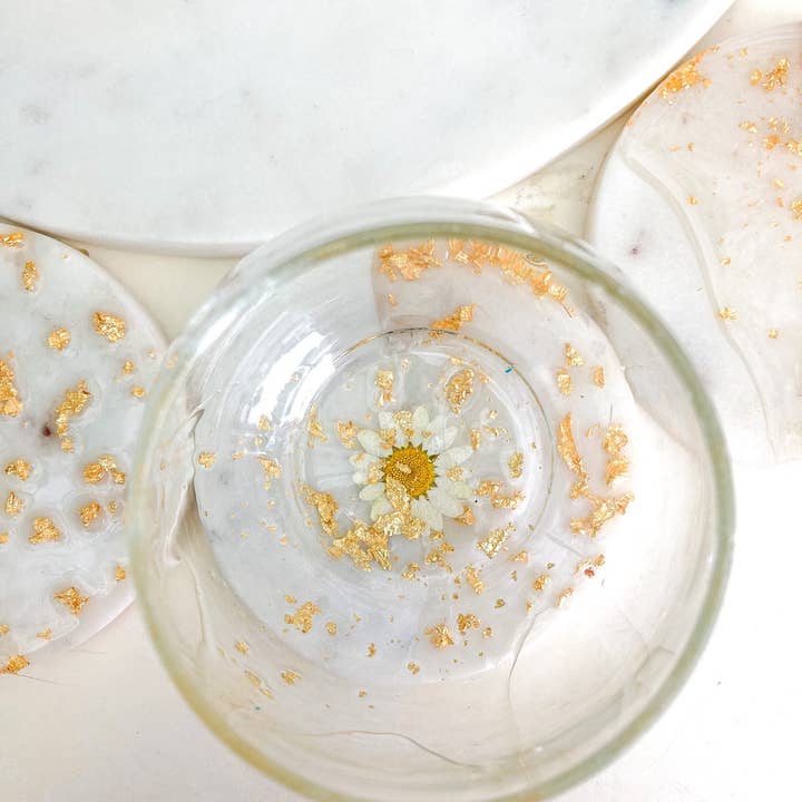 SeaLion Resin – wholesale Vinglas – Daisy Flower Stamless Vinglas ~ Torkade blommor