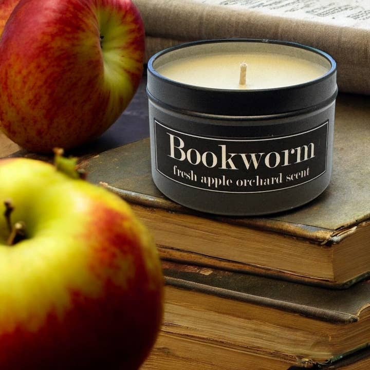 Fly Paper Products - Wholesale Travel Candles - Bookworm 4oz Candle Fresh Apple Orchard Scent1