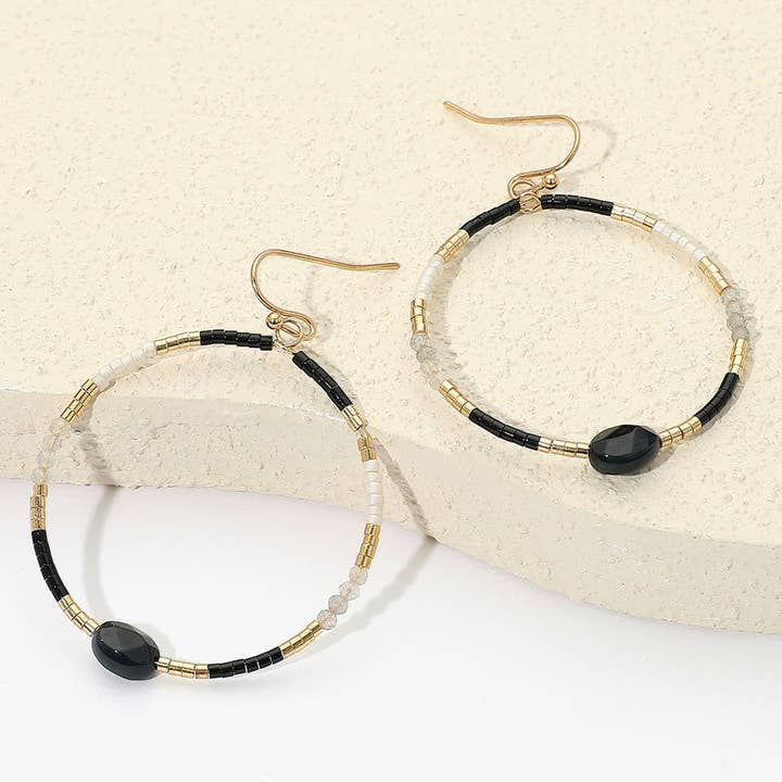 Sensibling Corp. – Engroshandel Hoops – Facetteret oval perle accent heishi perlede åbne ring dingle øreringe4