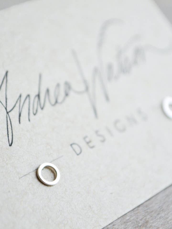 Ora Studs voor wholesale door Andrea Watson Designs