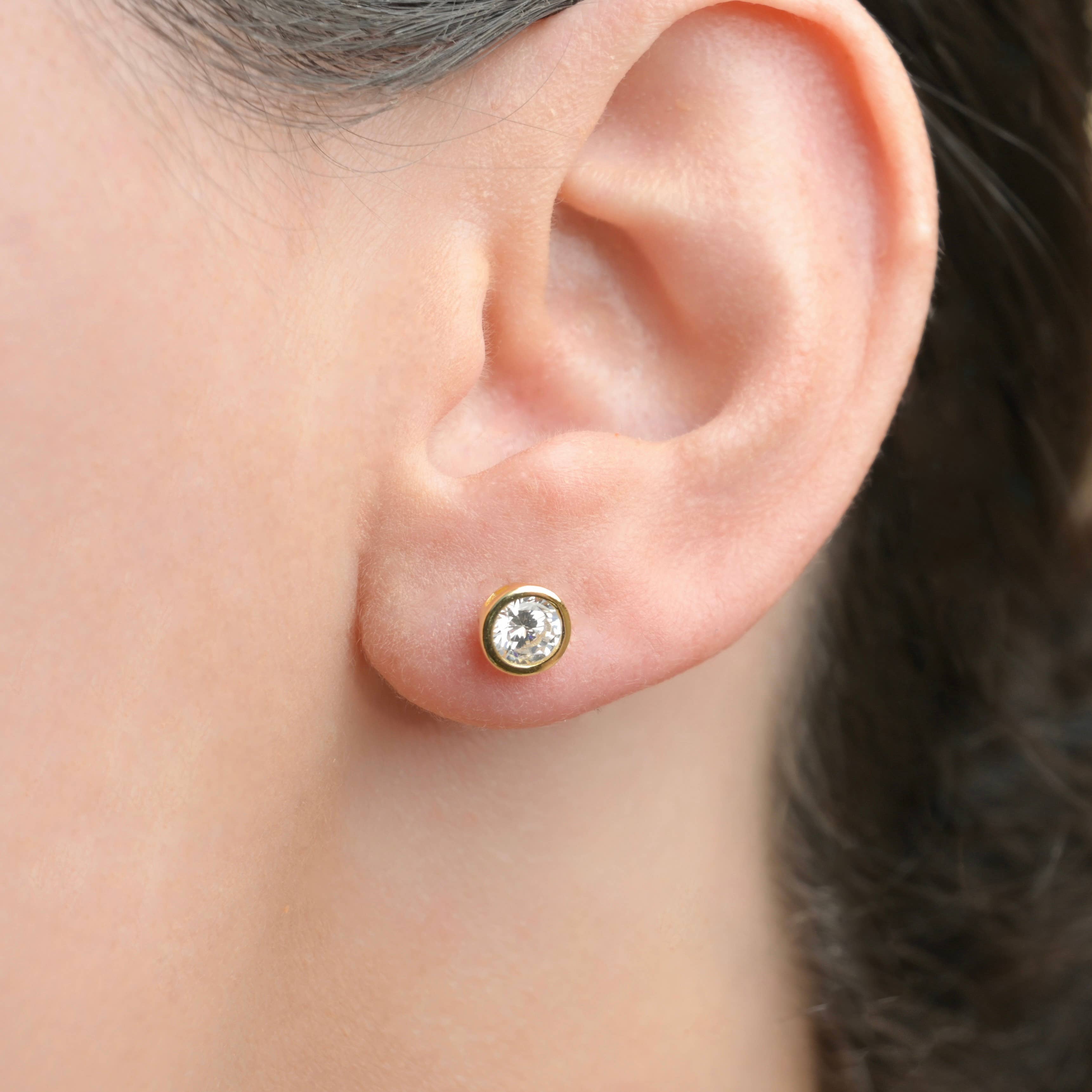 Blueyejewelry - Wholesale Stud/Post Earrings - Silver Bezel Studs - Small Diamond Studs - Round CZ Studs5