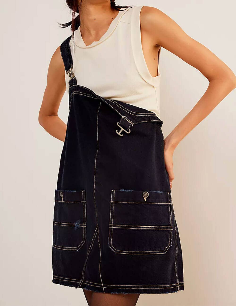 Sweetkama – wholesale Overalls – Women's – Ladies Pocket Denim Mini Overall Dress SKD54914