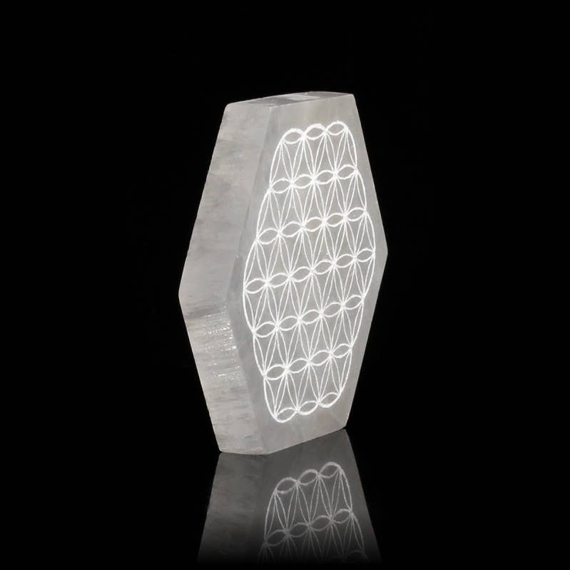 UniArt - Wholesale Ornament - Hexagonal selenite plate5