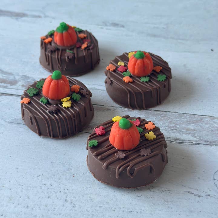 Chocolates Unlimited by Denise - Wholesale Chocolate Covered Sweets - Pumpkin Creme Chocolate Covered Oreos 4