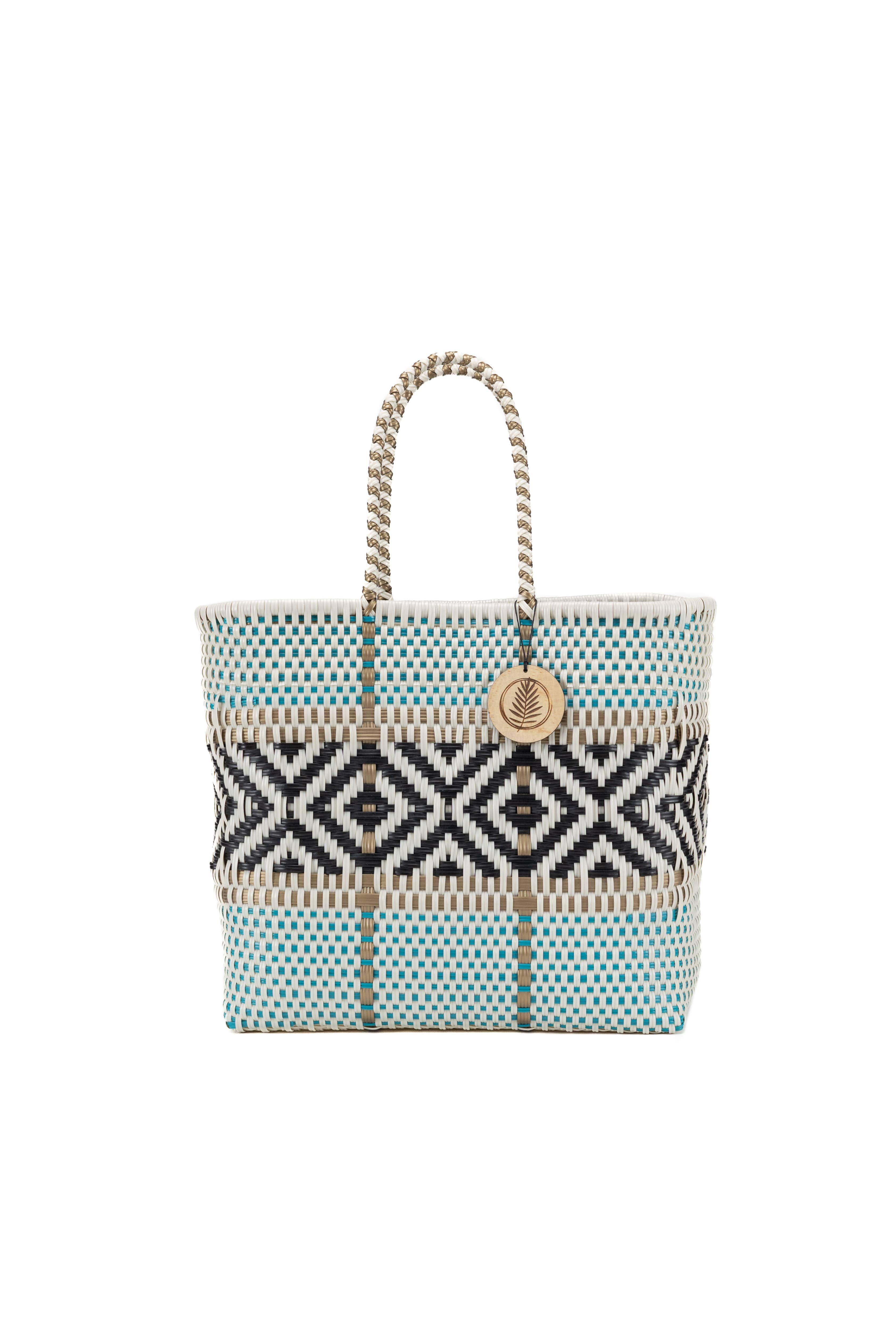 Wholesale Jessica Beach Bag for your store - Faire