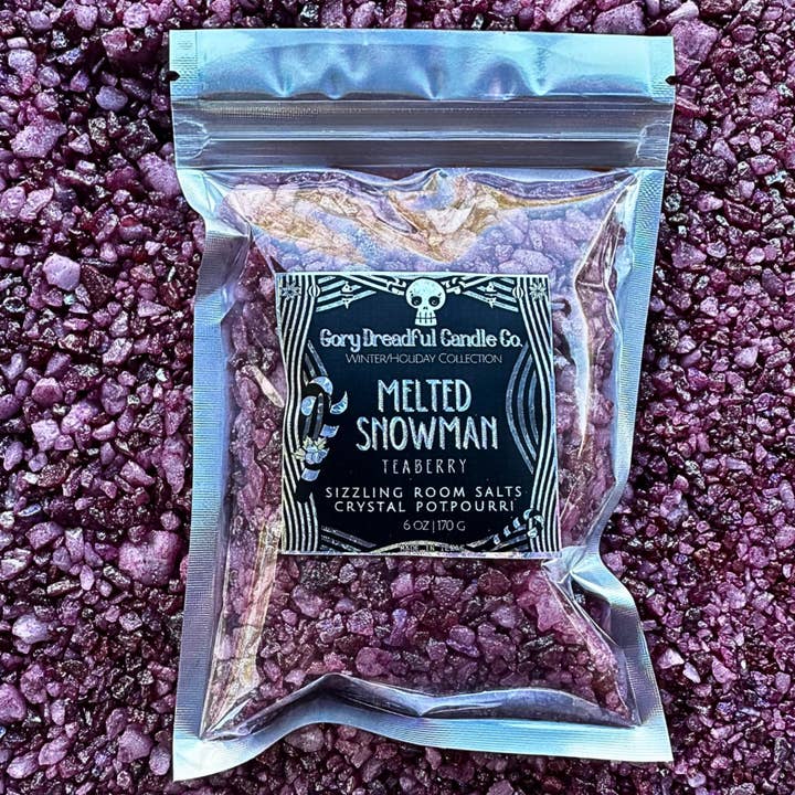 Bonhomme de neige fondu Pot-pourri de cristaux de sel pétillant pour pièce : Parfum Teaberry pour la vente par Gory Dreadful Candle Co