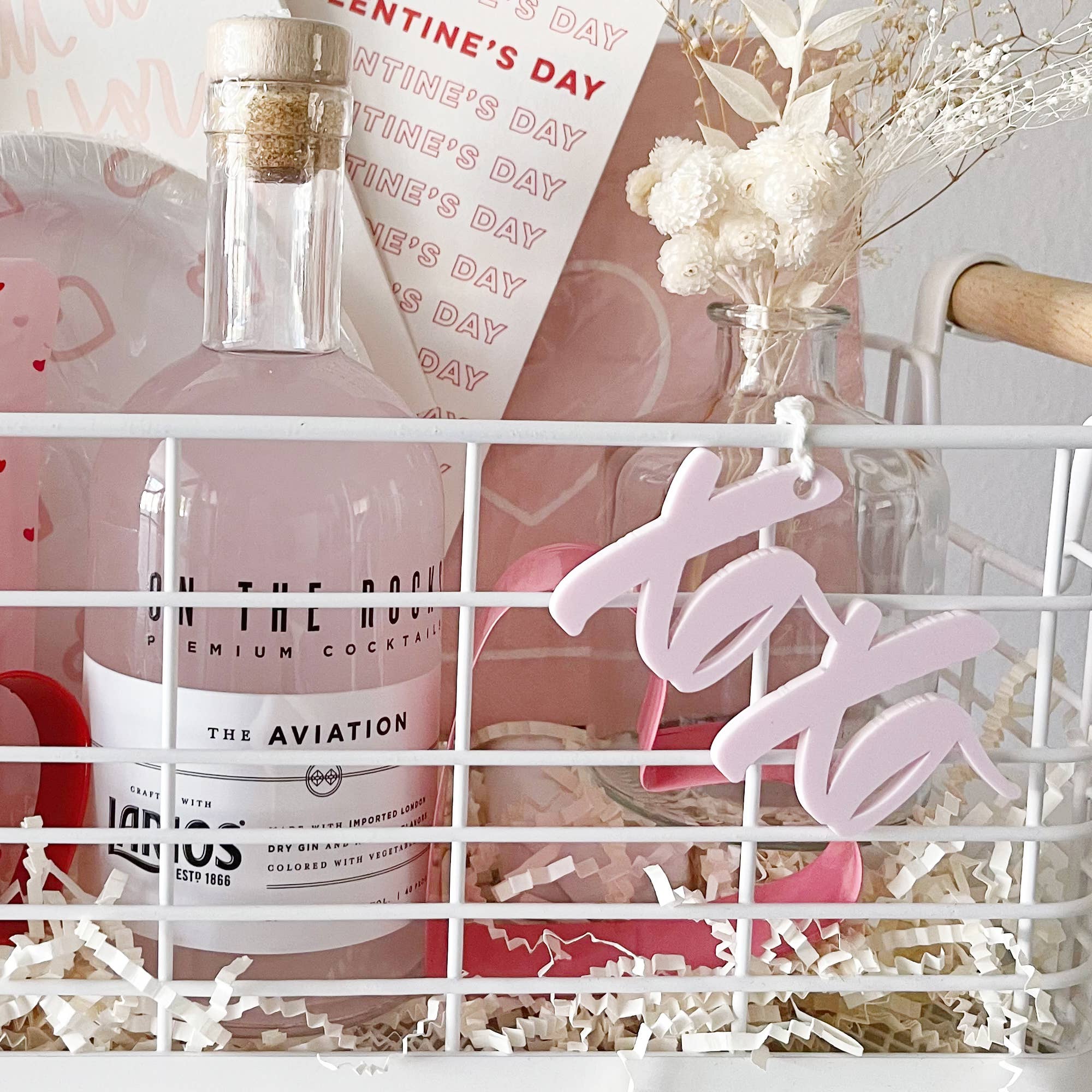 The Cotton & Canvas Co. - Wholesale Gift Tag - XOXO Valentine's Day Gift Basket Acrylic Gift Tag0