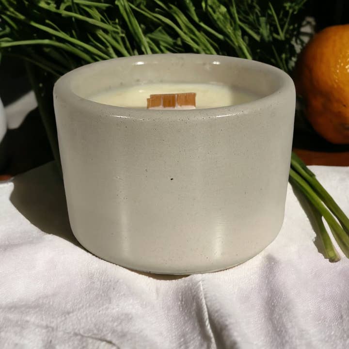 Green Tea and Lemongrass for wholesale by Marie’s Halo