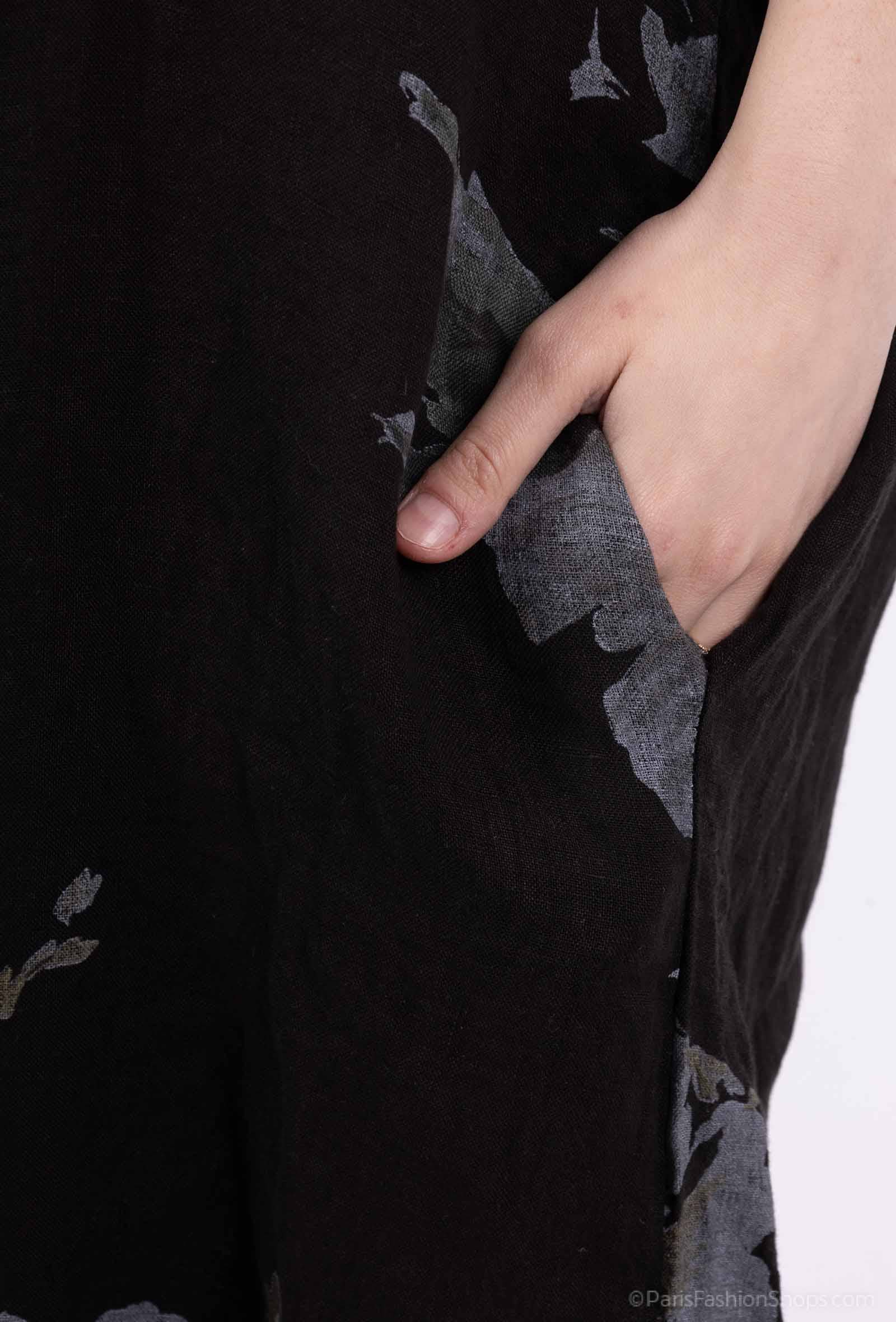 Shyloh - Wholesale Onesie - Women's - Flowy long dress with floral print and straps 205996