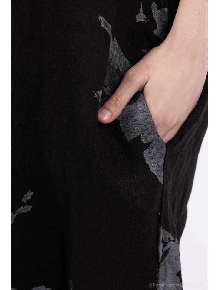 Shyloh - Wholesale Onesie - Women's - Flowy long dress with floral print and straps 205996