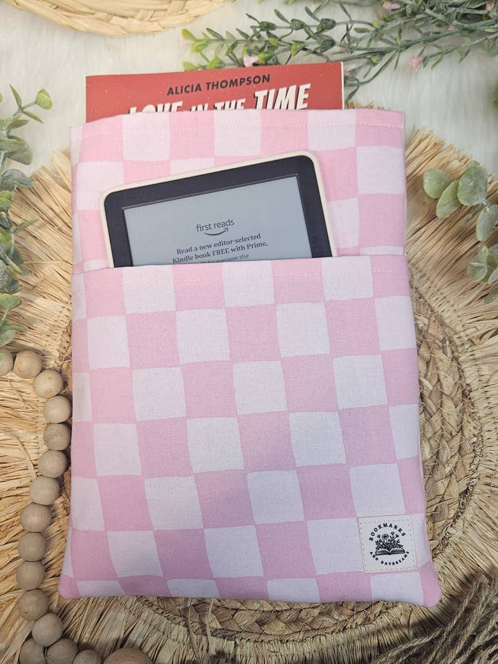Medium pink checkerboard book tablet kindle sleeve for wholesale by Bookmarks and Daydreams